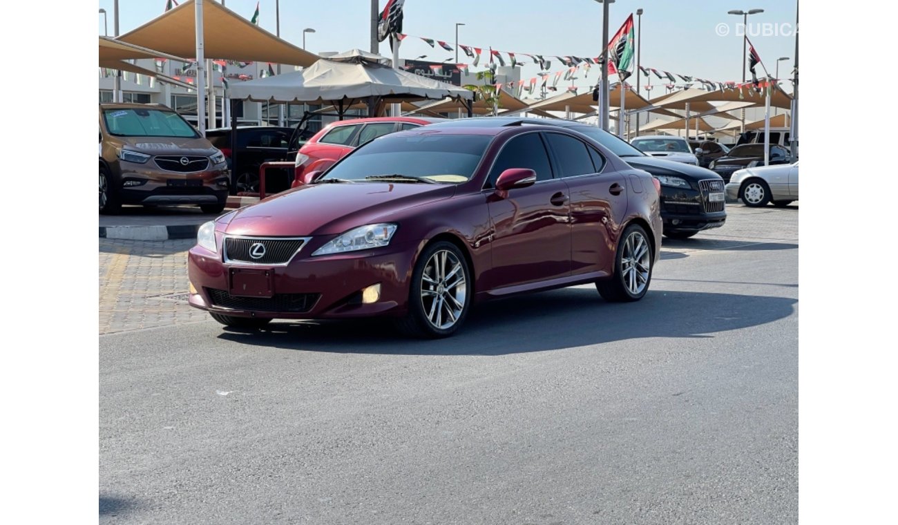 Lexus IS250 Lexus IS250 2009 red color