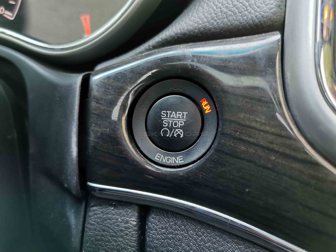 جيب جراند شيروكي 3.6L, 20" Rims, DRL LED Headlights, Parking Sensors, Driver Memory Seat, Heated Seats (LOT # 251)