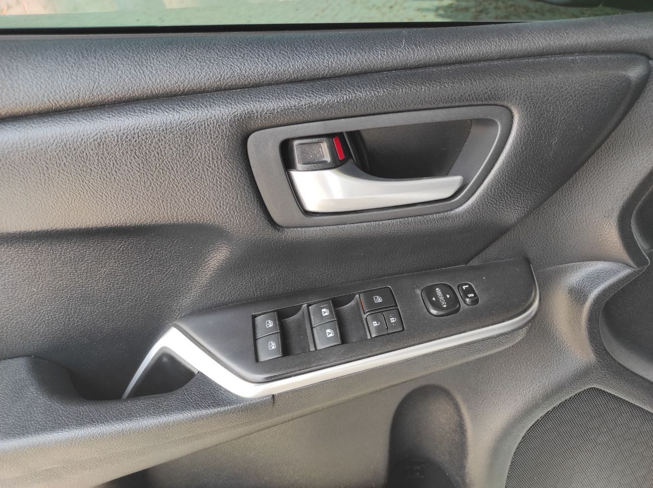 Toyota Camry Limited 2.5L Toyota Camre 2016 2.5 Full options no1