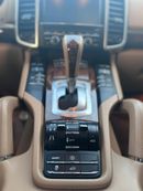 Porsche Cayenne Turbo S 4.8L (550 HP)