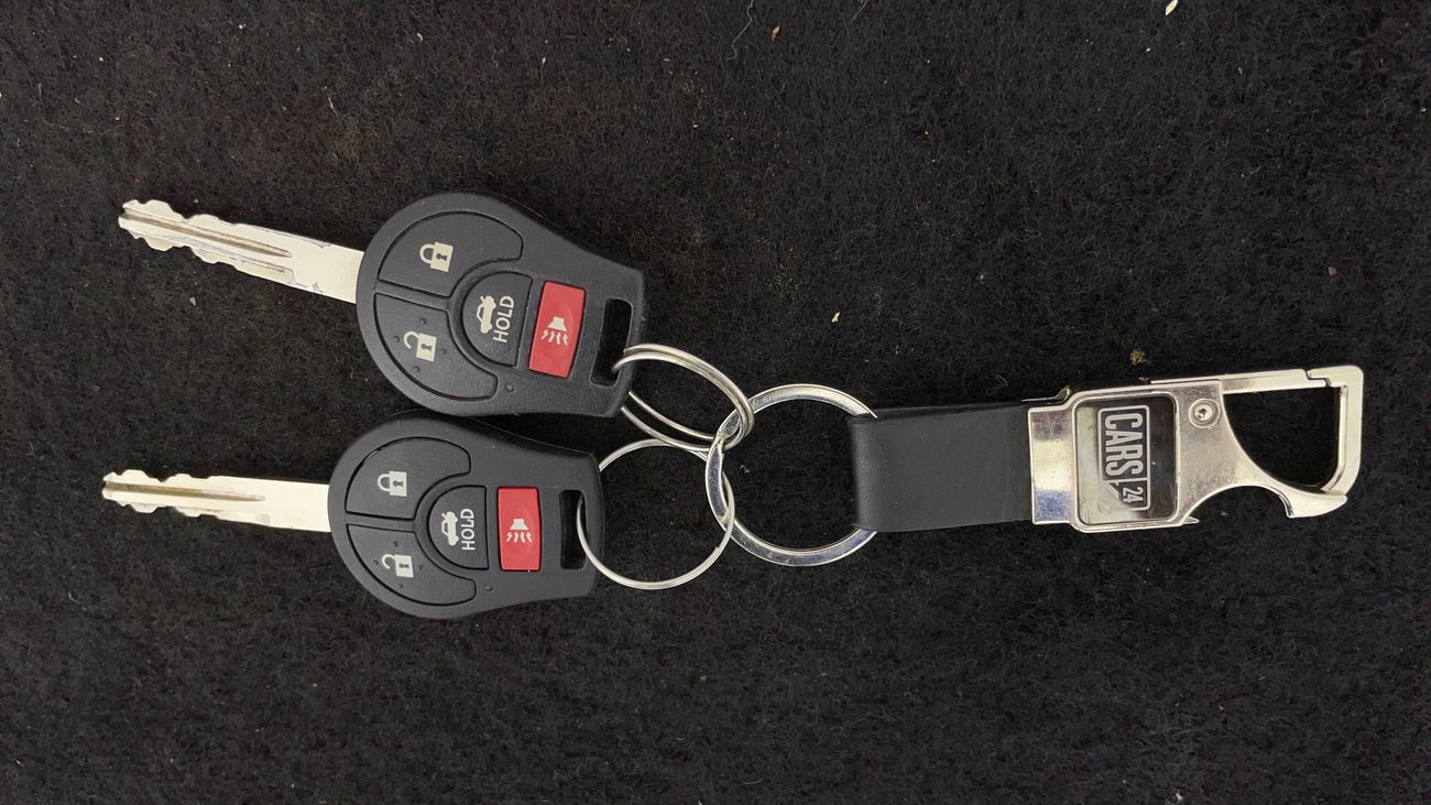 نيسان صني SV 1.5 | بدون دفعة مقدمة | اختبار قيادة مجاني للمنزل