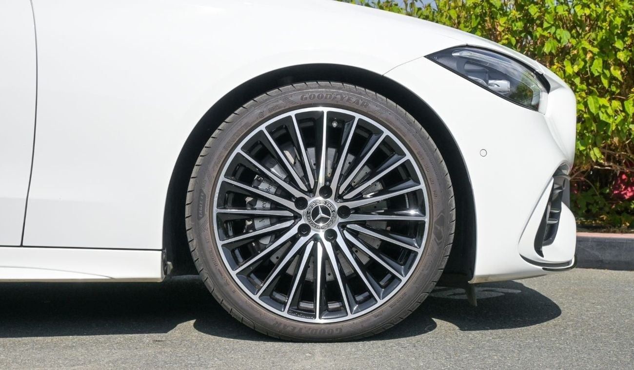 مرسيدس بنز C 200 Perfect condition Mercedes-Benz C200 Night Package / HUD / 2023 / 19" Alloy Wheels