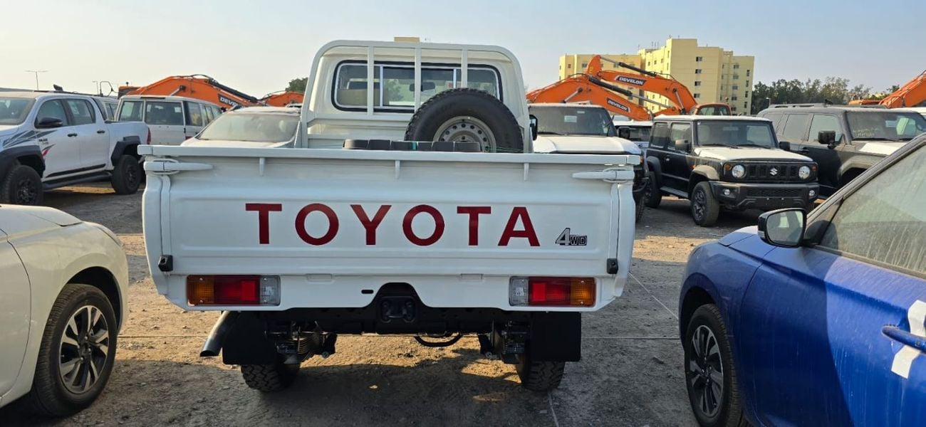 تويوتا لاند كروزر بيك آب Toyota LC79 RHD Single Cabin 4.2L Diesel 2025