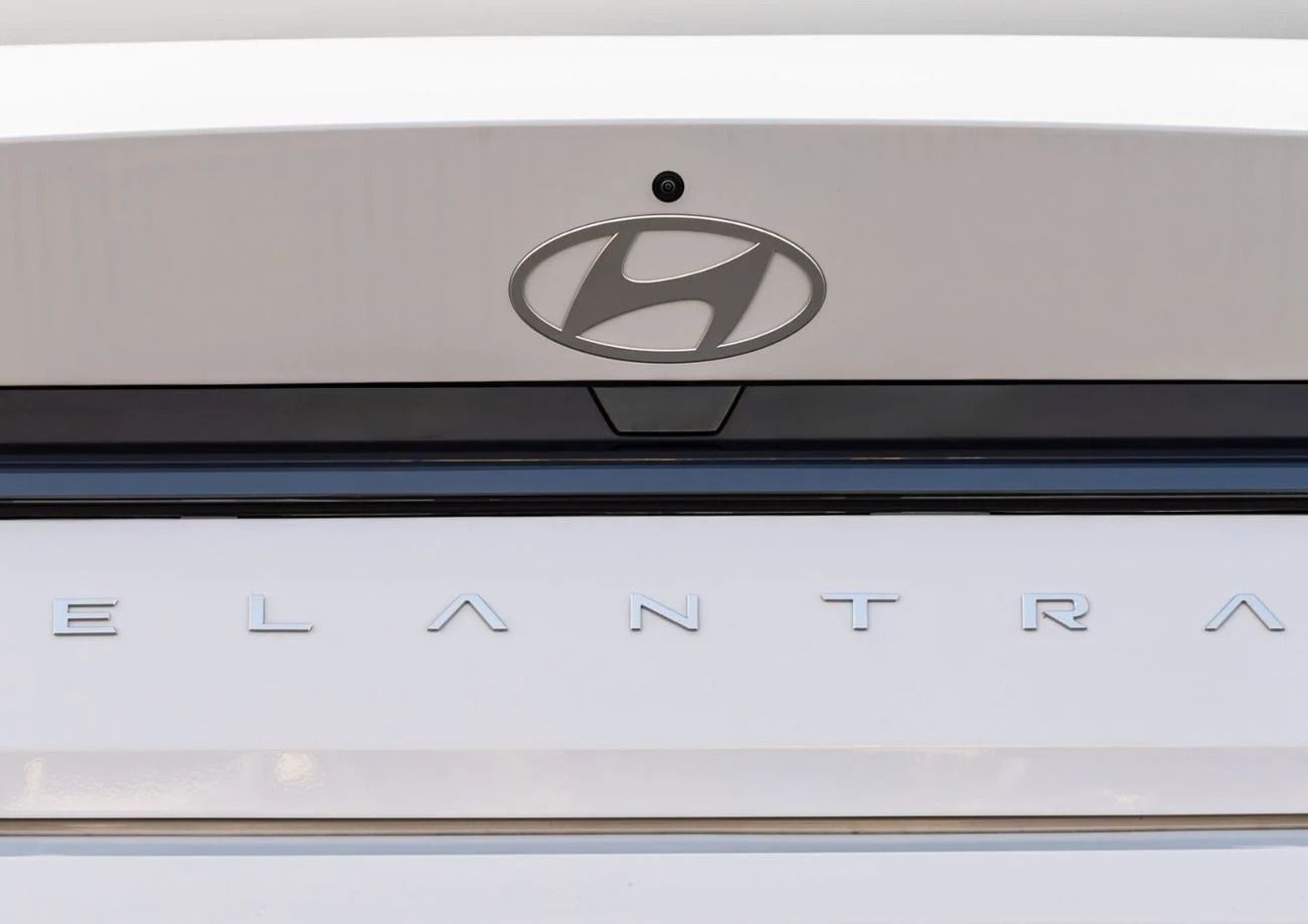 هيونداي إلانترا