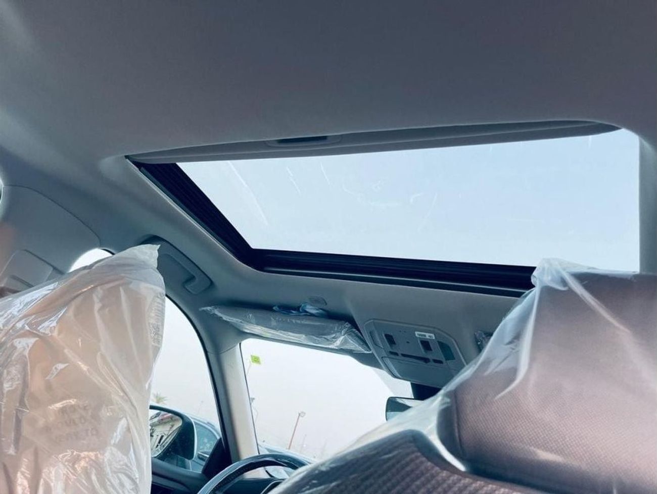 تويوتا هايلاندر TOYOTA HIGHLANDER GLE 2.5L HYBRID 2024 MODEL pearl white