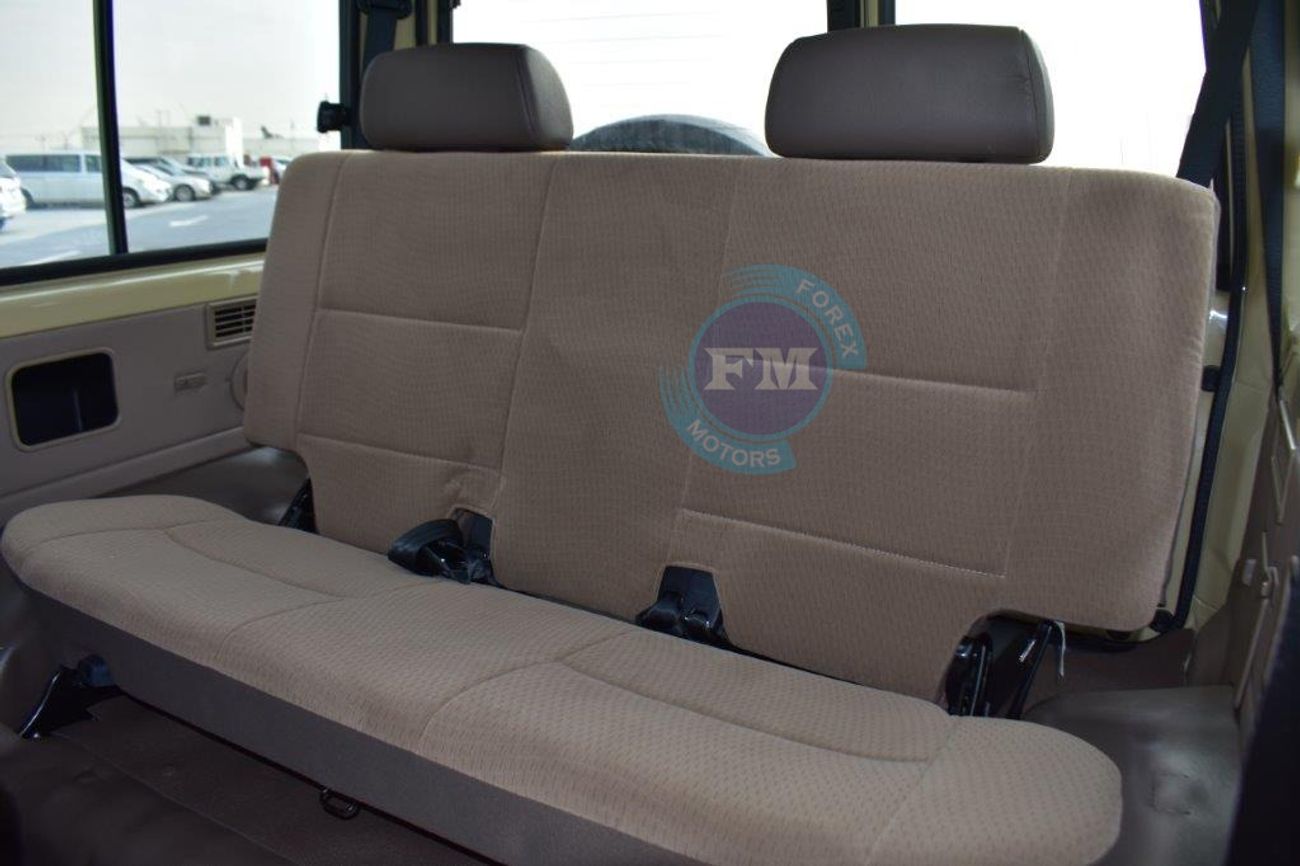 Toyota Land Cruiser 70 71 V6 4.0 Petrol 4wd