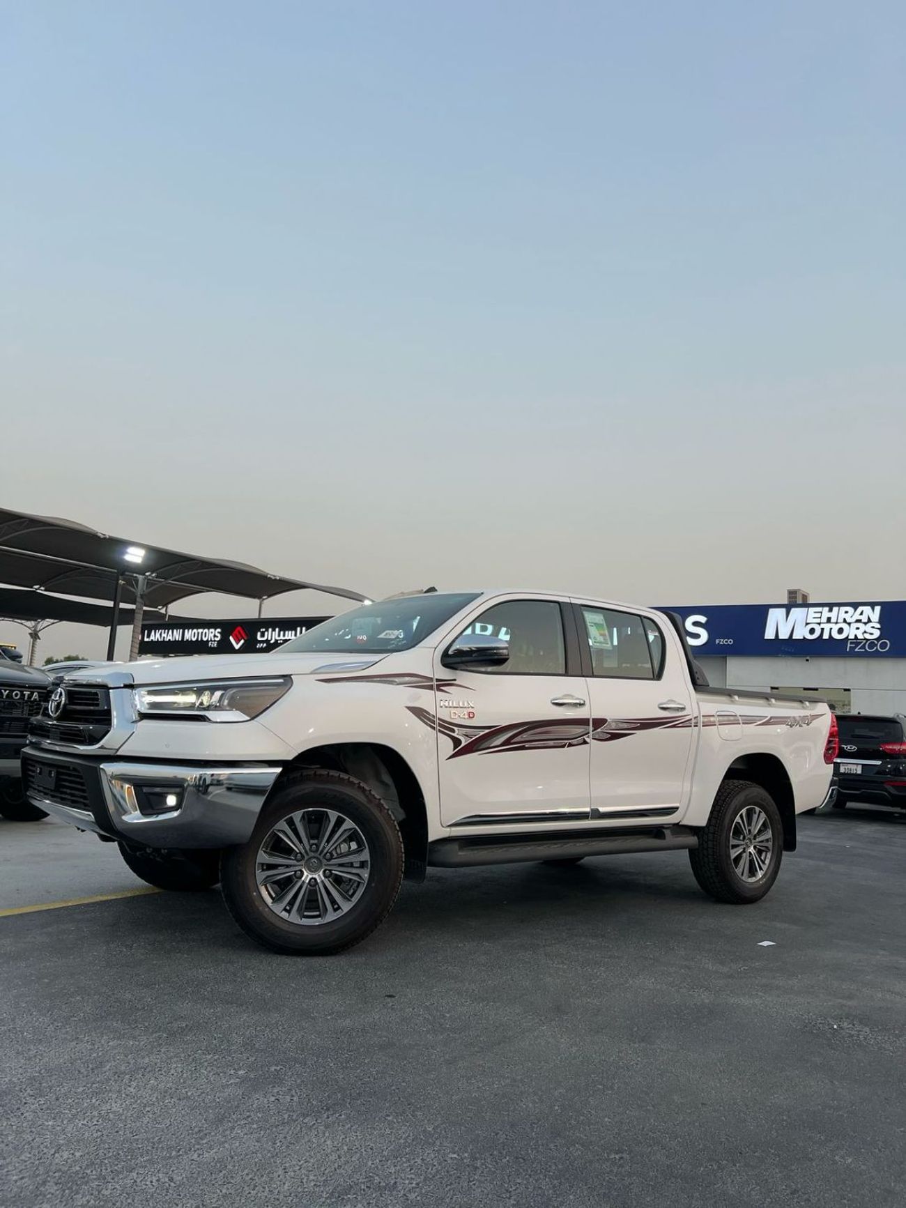 تويوتا هيلوكس SGLX S GLX 2.4L AWD A/T