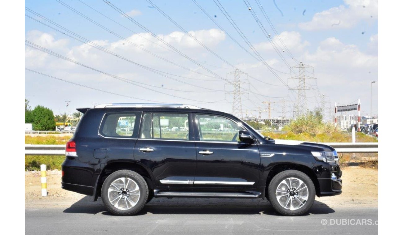 Toyota Land Cruiser 200 GXR V8 4.6L PETROL GRAND TOURING