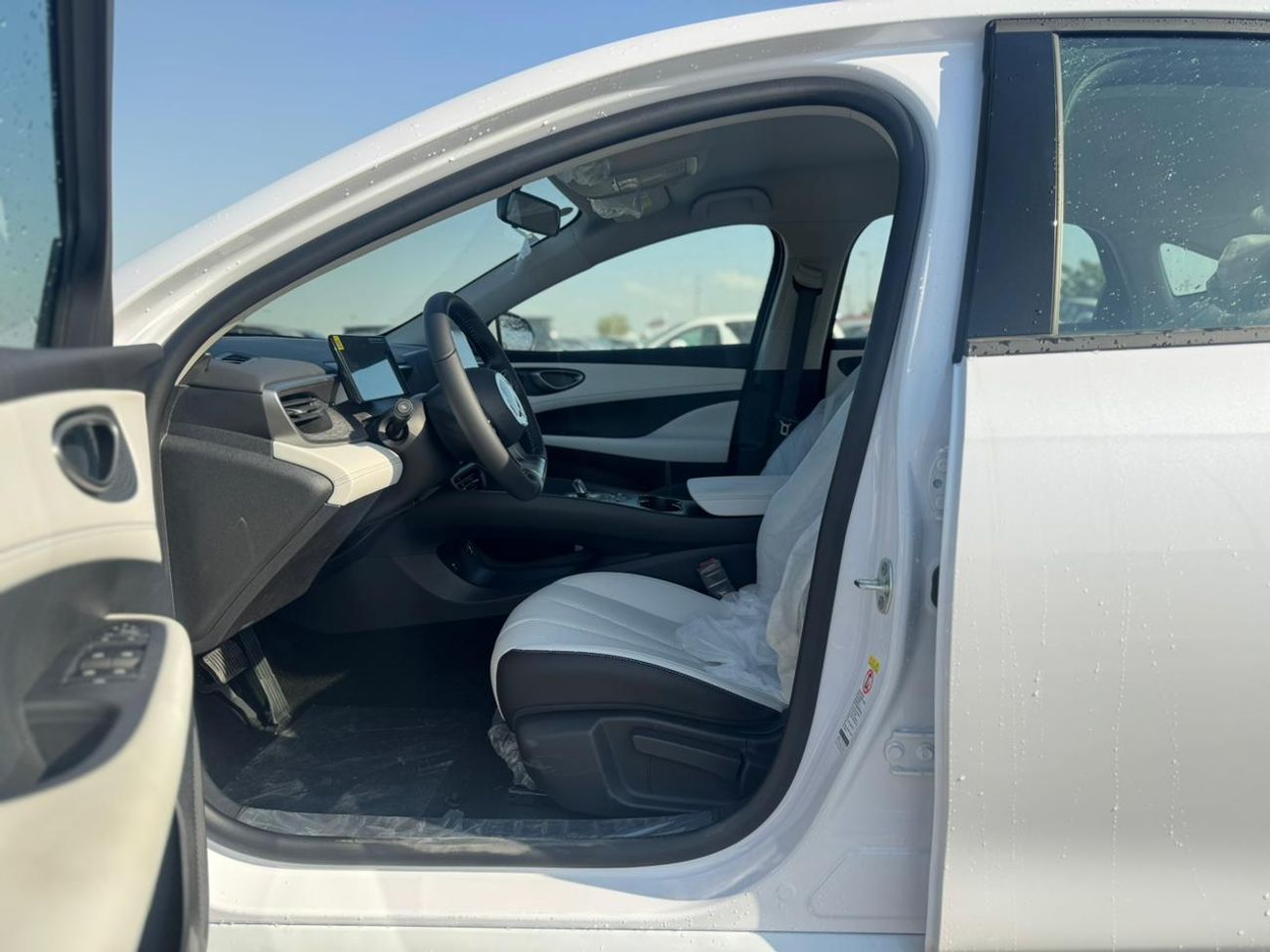 بي واي دي سيل BYD SEAL 05 2025 1.5L HEV