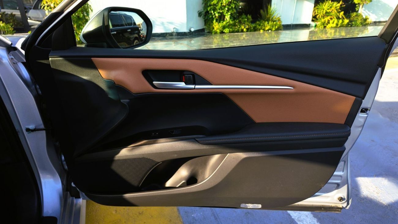 تويوتا كامري  2026 Toyota Camry HEV | 2.5L Hybrid | 208 HP | e-CVT | GCC Specs