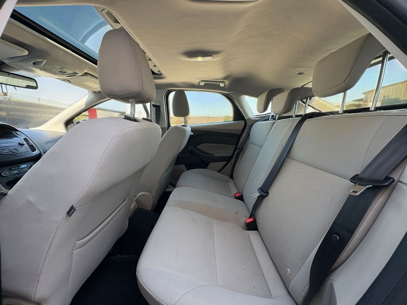 Ford Focus 1.5L A/T Eco boost | 2017 | GCC SPECS | AED 870 per month