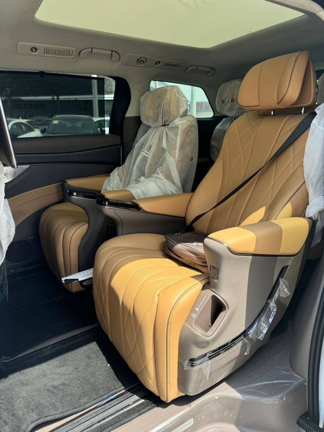 Denza D9 2023 DENZA D9 DUAL DM-i SUPER HYBRID VERSION