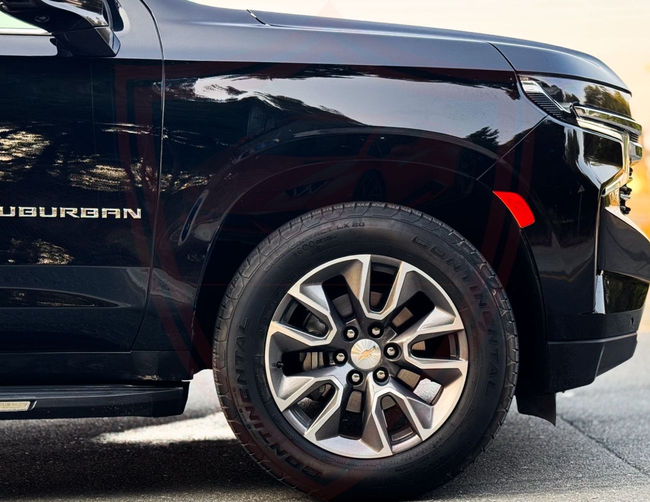 Chevrolet Suburban LT 5.3L 4WD Chevrolet Suburban | 5.3L | 2023 | GCC | Original Paint | Accident Free | Excellent Cond