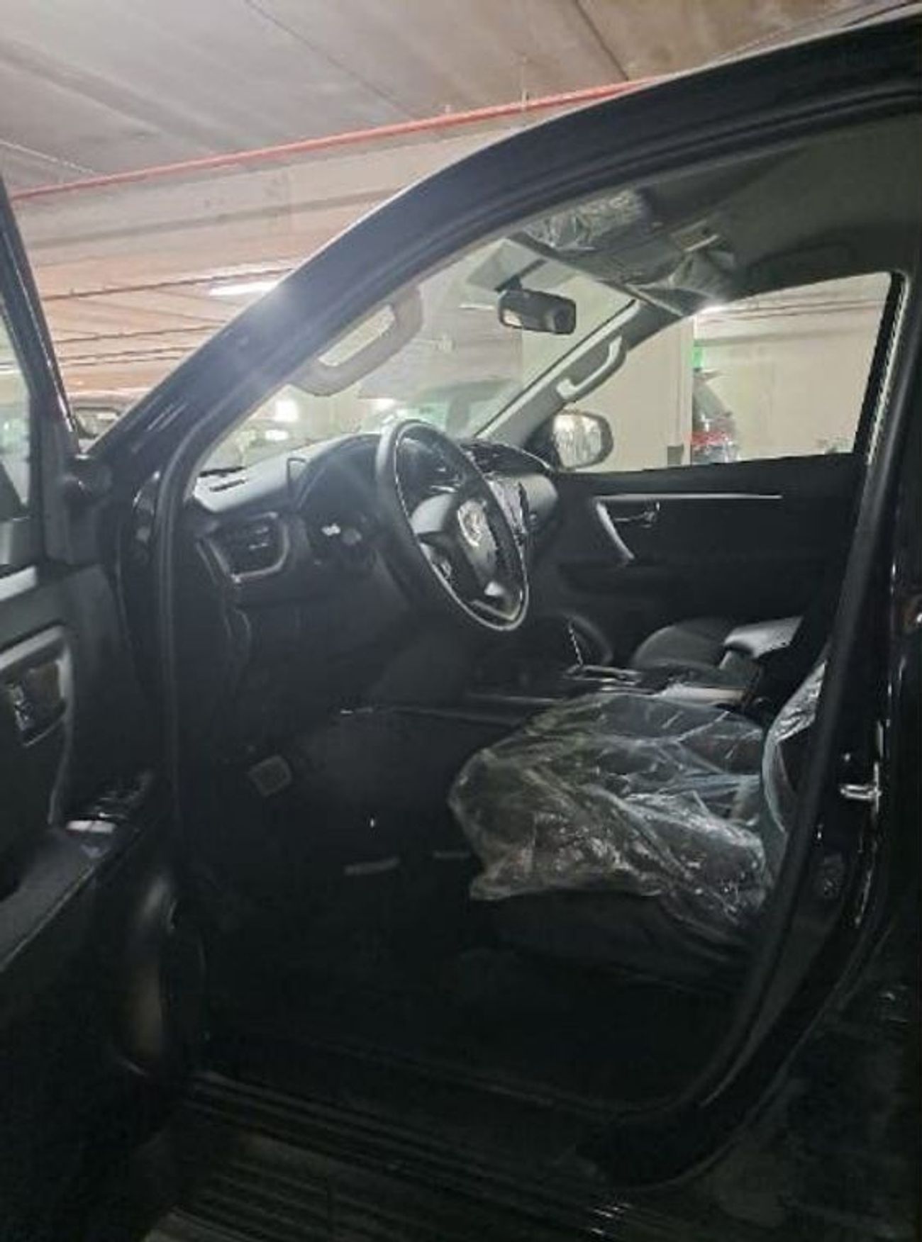 Toyota Fortuner FORTUNER 2.4 DSL MID OPTION AT 2025 MODEL