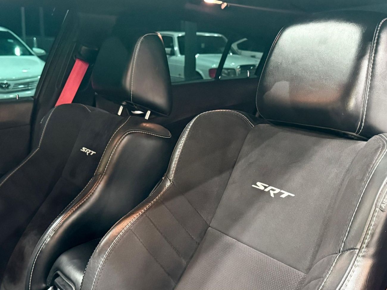 Dodge Charger SRT 392 6.4L (717 HP)