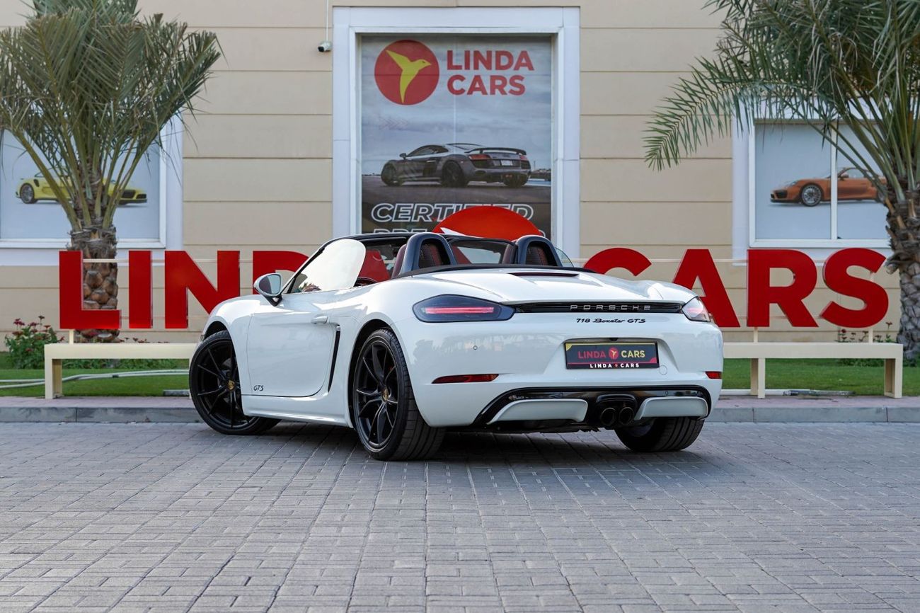 Porsche 718 Boxster Porsche 718 Boxster GTS Convertible 2018 GCC under Warranty with Flexible Down-Payment/ Flood Free.
