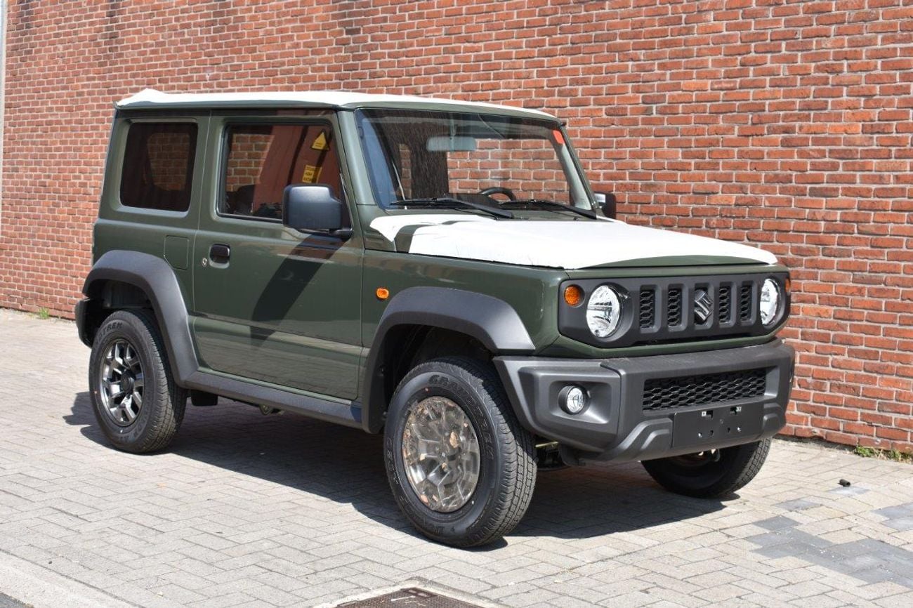 سوزوكي جيمني GL . 1.5L . 4 Cyl . 4-Speed Automatic . Petrol . 4WD . 5 Seats . 3 Door