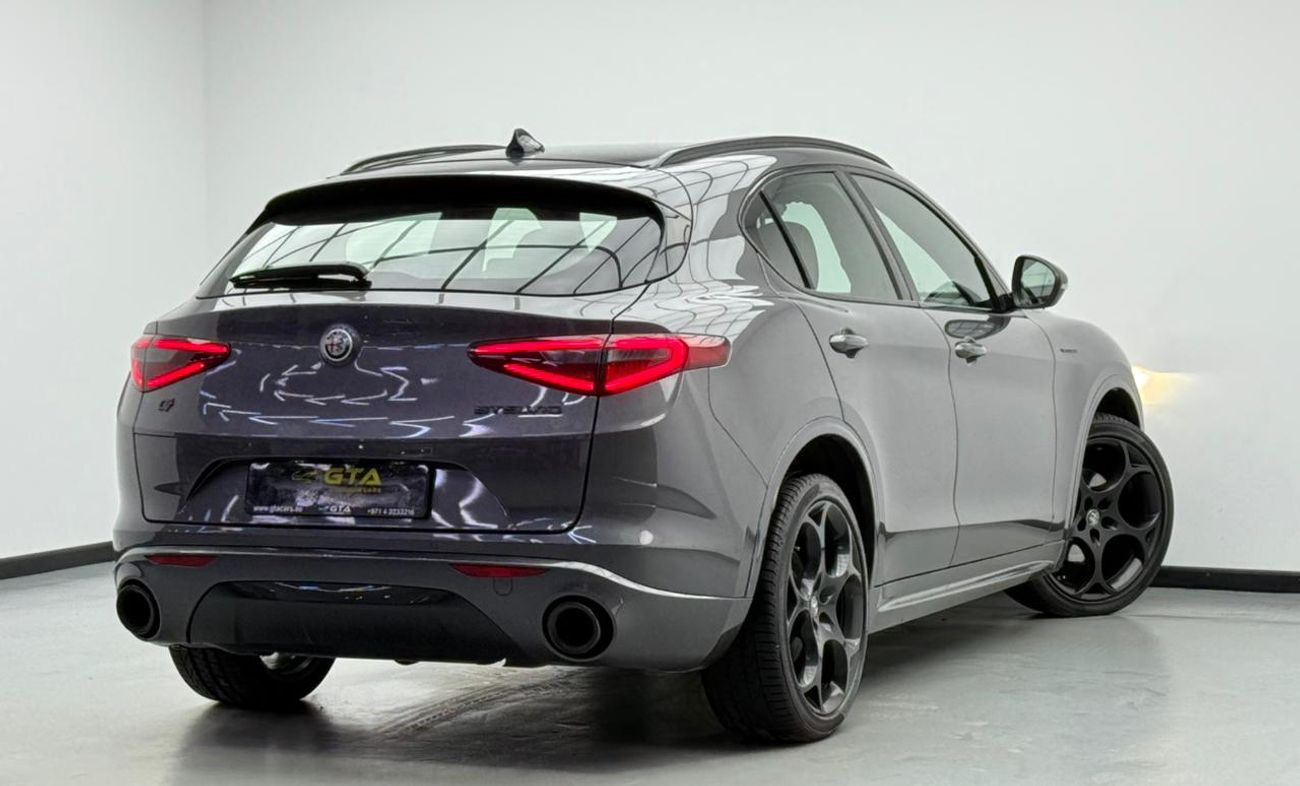 Alfa Romeo Stelvio Veloce 2022 Alfa Romeo Stelvio Q4 Veloce, 2027 Alfa Romeo Warranty + Service Pack, Fully Loaded, GCC