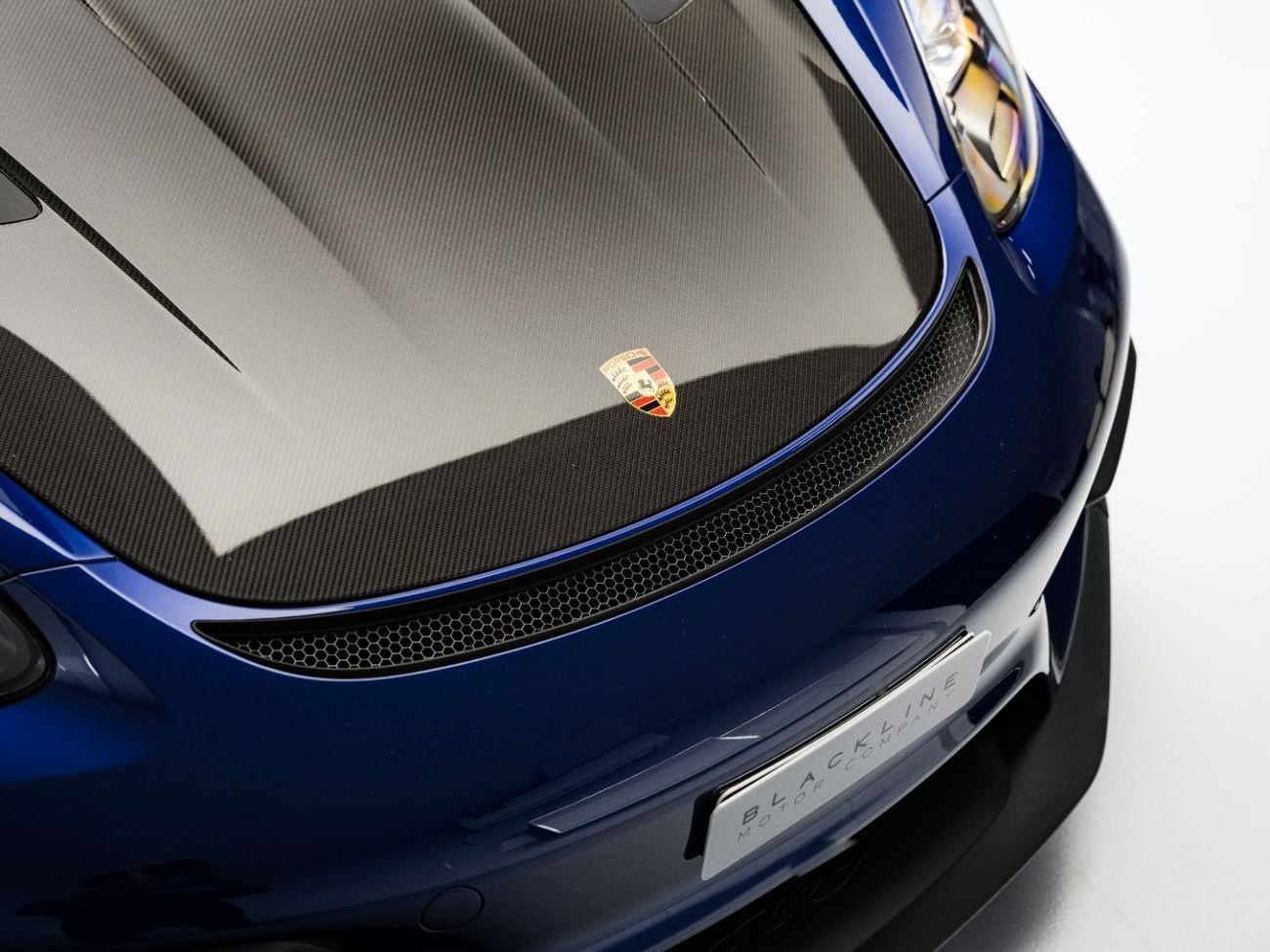بورش كايمان 2024 Porsche GT4 RS March 2028 Porsche Warranty, GCC