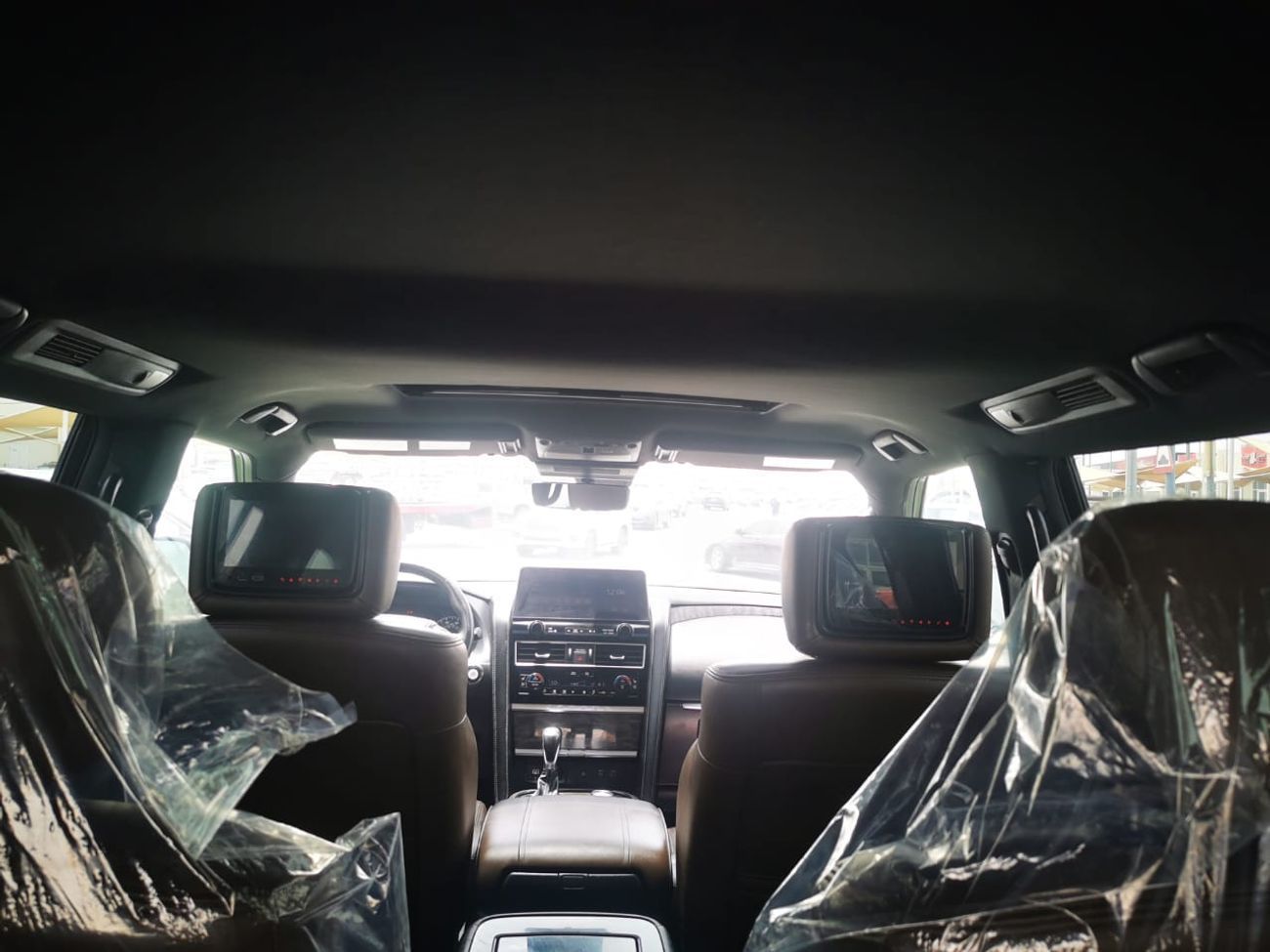 Nissan Armada Platinum