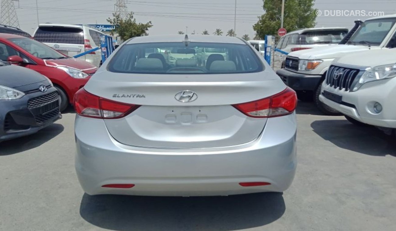 Hyundai Elantra HYUNDAI ELANTRA 2015