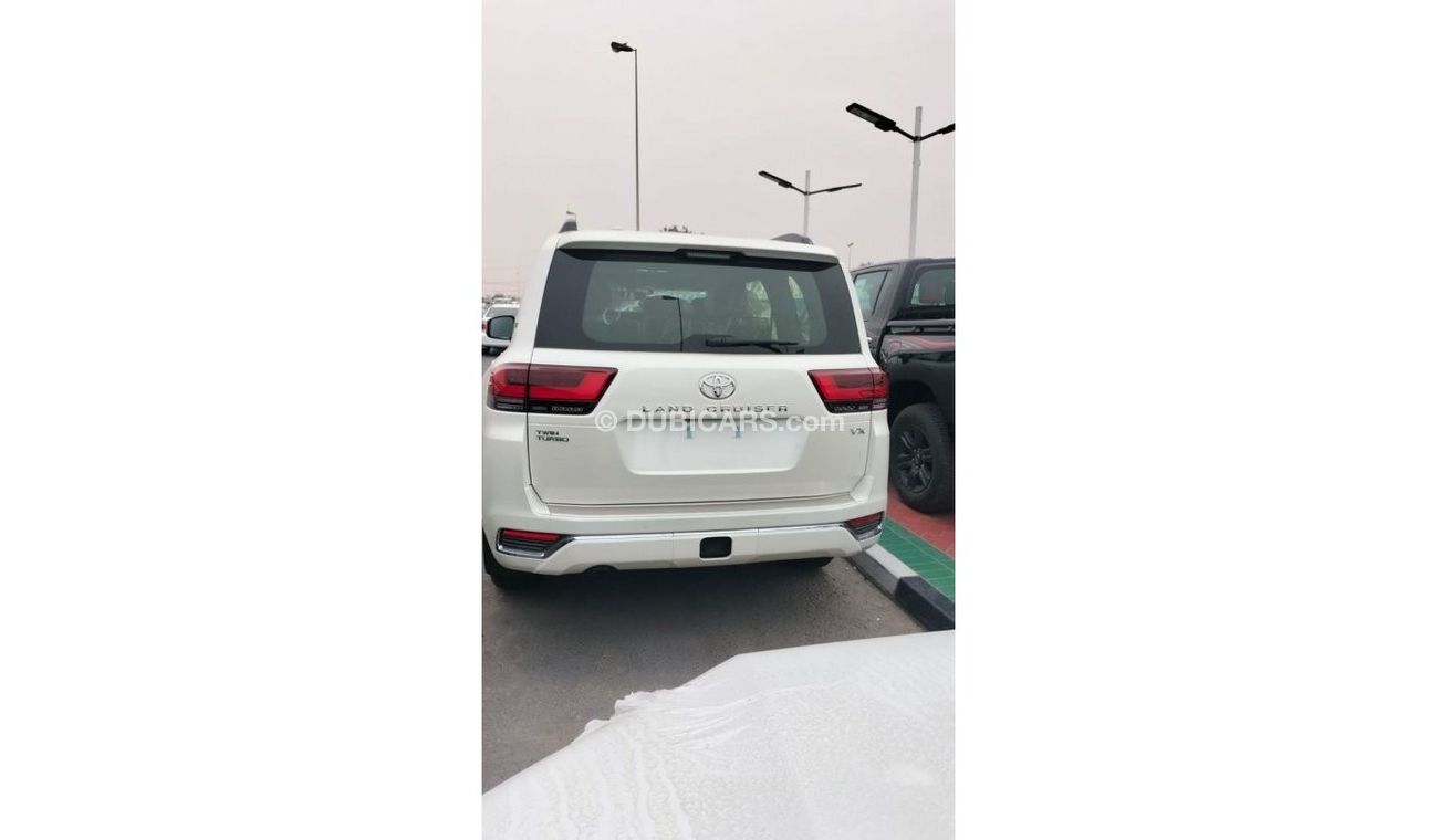 تويوتا لاند كروزر TOYOTA LAND CRUISER 3.5 VX GCC