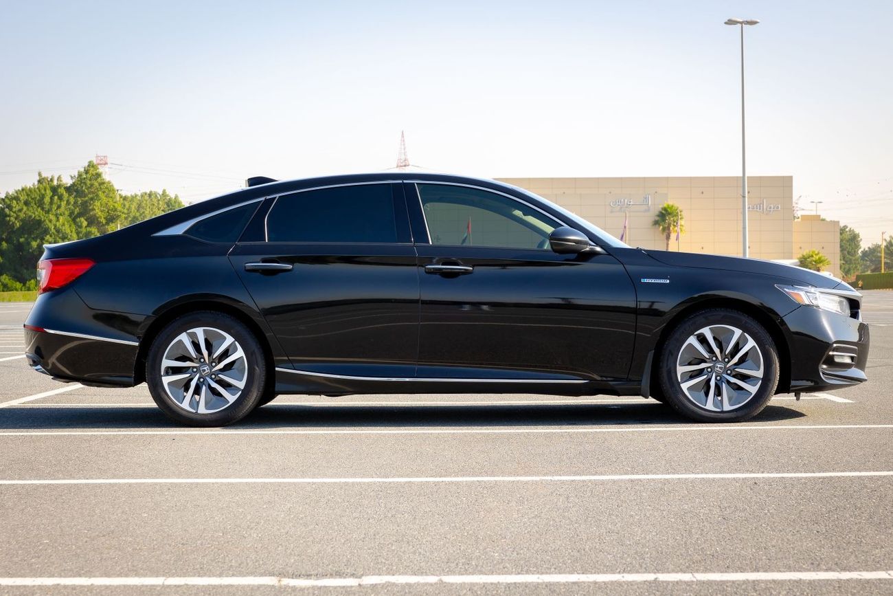 Honda Accord LX 2018 Sedan 1.5 FWD Petrol A/T / 5 Seats / Low Mileage / Book Now!