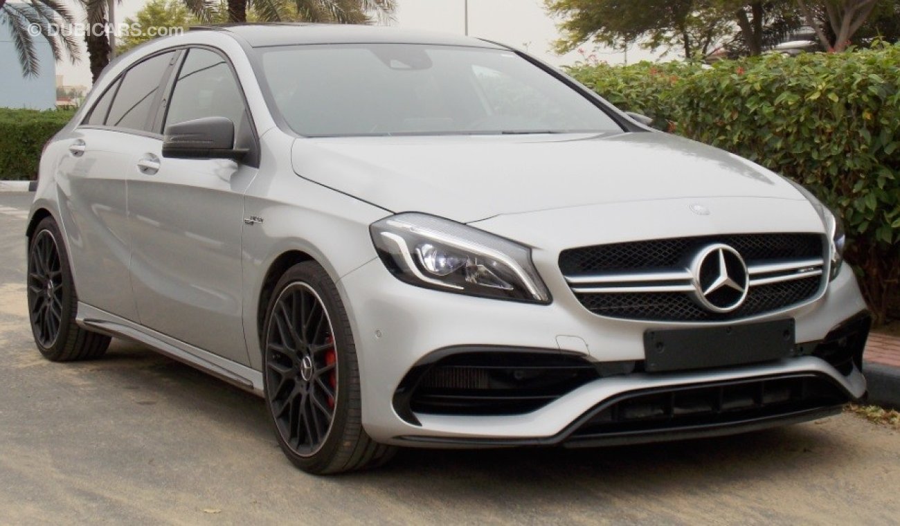 Mercedes-Benz A 45 AMG PRE-OWNED 2016  4MATIC V4 2.0 L 381HP AT Carbon Fiber Night Package Sport Package