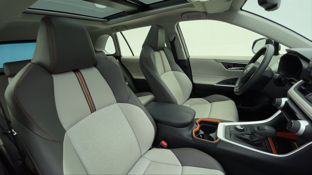 تويوتا راف ٤ ADVENTURE 2.5 | بدون دفعة مقدمة | اختبار قيادة مجاني للمنزل