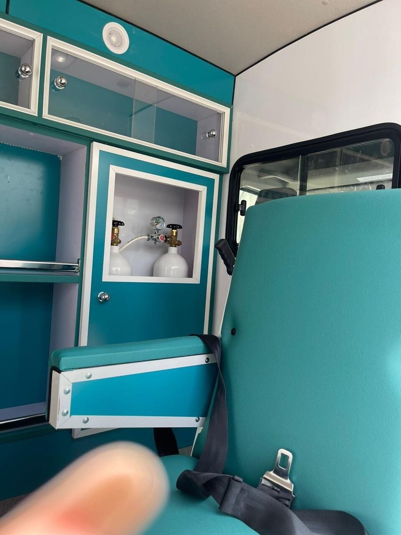 Toyota Hiace High Roof Van 3.5L