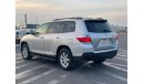 Toyota Highlander *Offer*2012 Toyota Highlander SE 4x4 Full Option - Sunroof Leather Seat