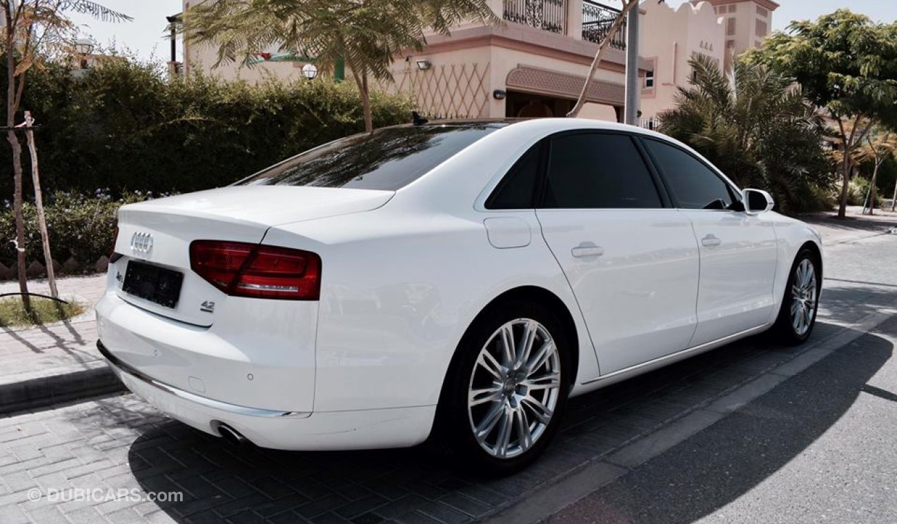 أودي A8 4.2L Quattro