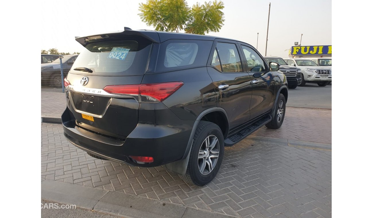 Toyota Fortuner 2.7 PETROL (4 CYLINDER)