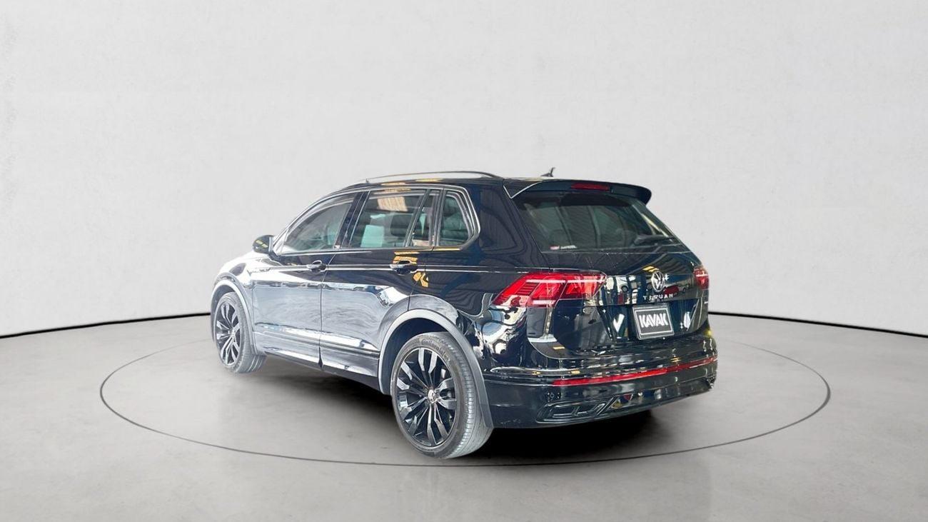 فولكس واجن تيجوان 2.0 TSI 4WD DSG PREMIUM R-LINE | شامل الضمان | 0 ﺪﻔﻋﺓ ﺃﻮﻟﻯ