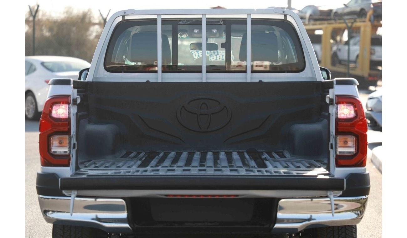 Toyota Hilux 2.7L HI - PLATINUM WHITE PEARL inside BLACK | Export Only
