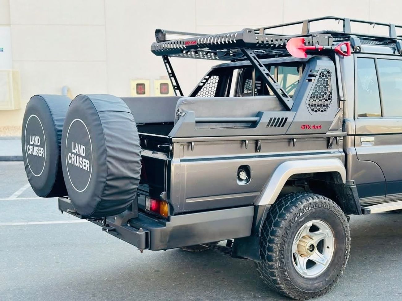 Toyota Land Cruiser Pick Up Double Cabin 4.5L Toyota landcuriser pickup Double Cabin 2017  4.5L Diesel