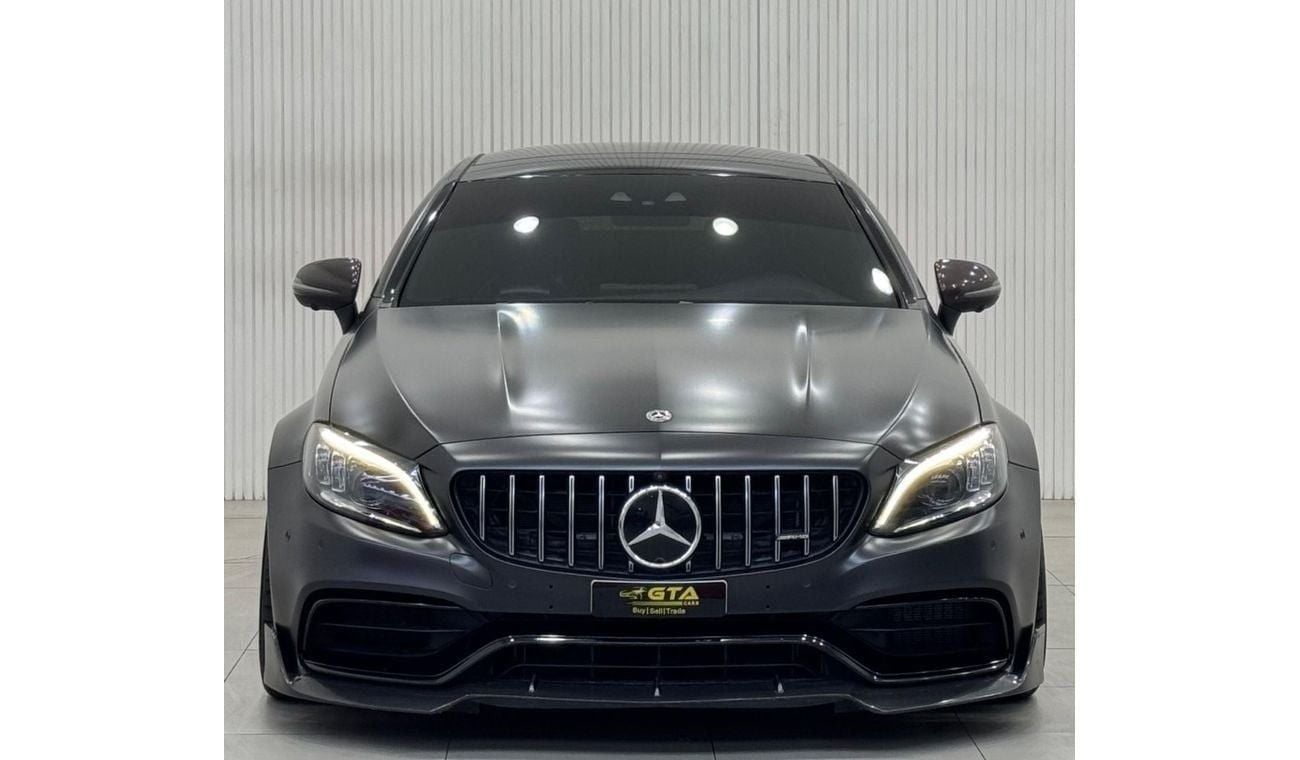 مرسيدس بنز C 63 كوبيه S AMG