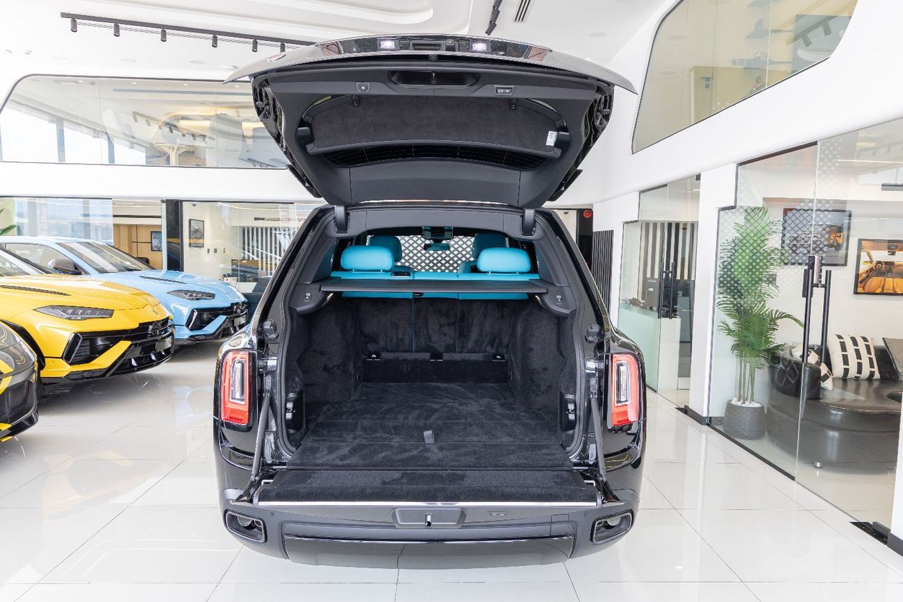 رولز رويس كولينان Rolls Royce Cullinan Black Badge | 2024