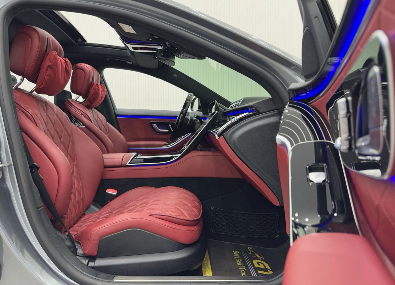 Mercedes-Benz S 500 4MATIC 3.0L 2023 Mercedes Benz S500 4MATIC, July 2028 Mercedes Warranty, Fully Loaded, Very Low Kms,