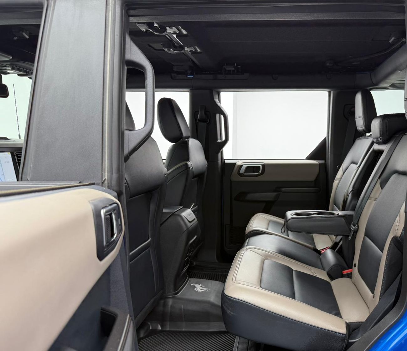 فورد برونكو Wildtrak 2.7L (5 Seater)