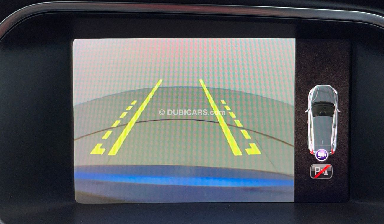 Volvo V40 T5 R DESIGN 2 | Under Warranty | Inspected on 150+ parameters