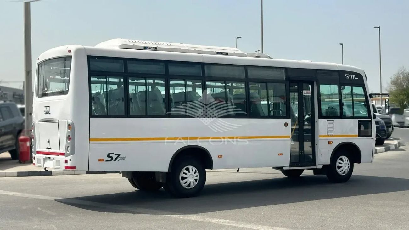 SML Isuzu S7 Bus