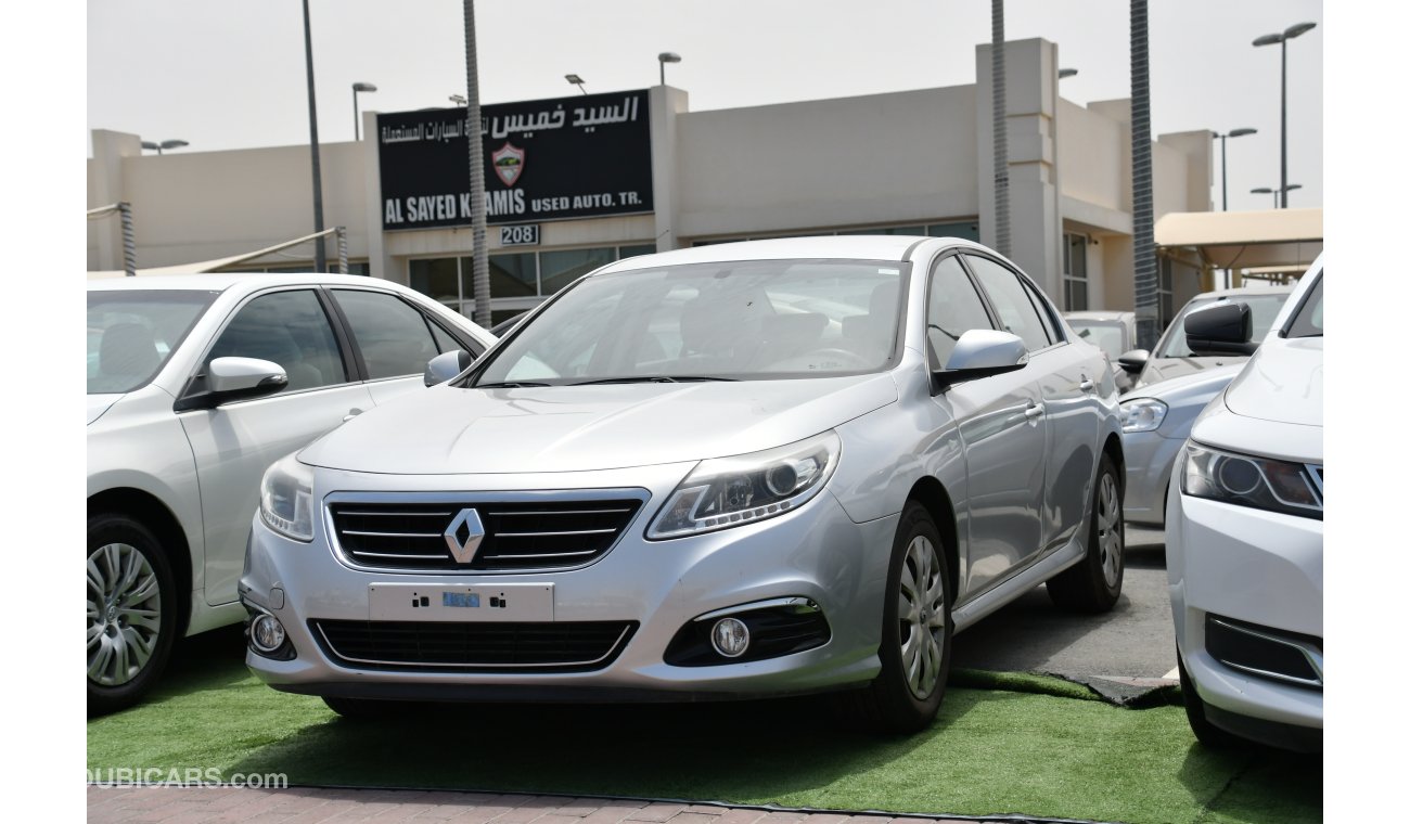 Renault Safrane 2015 SILVER GCC NO ACCIDENT NO PAIN PERFECT