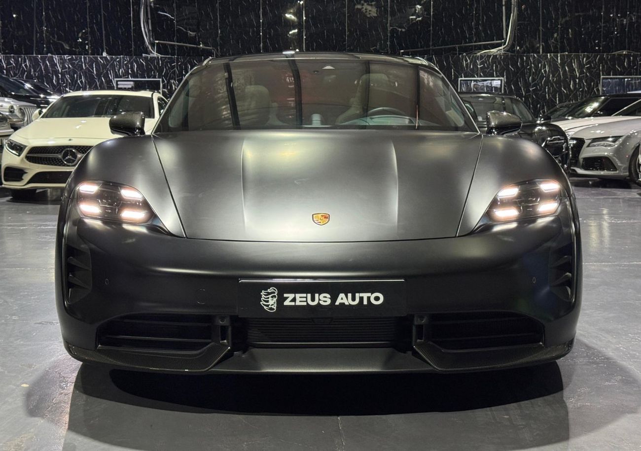 بورش تايكان Turbo S (761 HP) 2021 Porsche Taycan Turbo S, 2028 Porsche Warranty, Sport Chrono Package, Low Kms, 