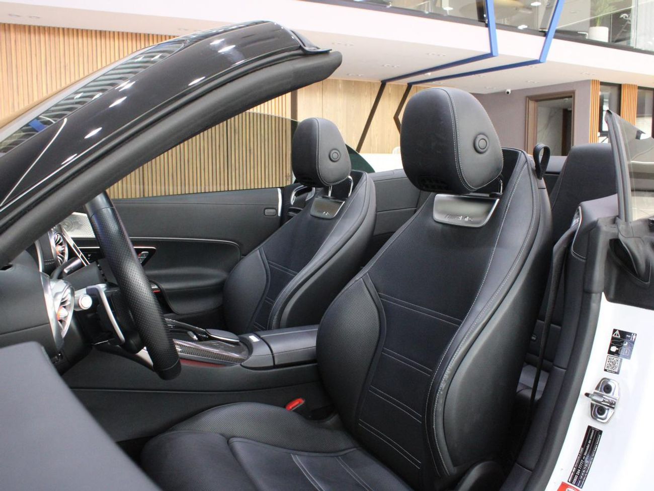 مرسيدس بنز SL 63 AMG - V8 Biturbo 4Matic | 2023