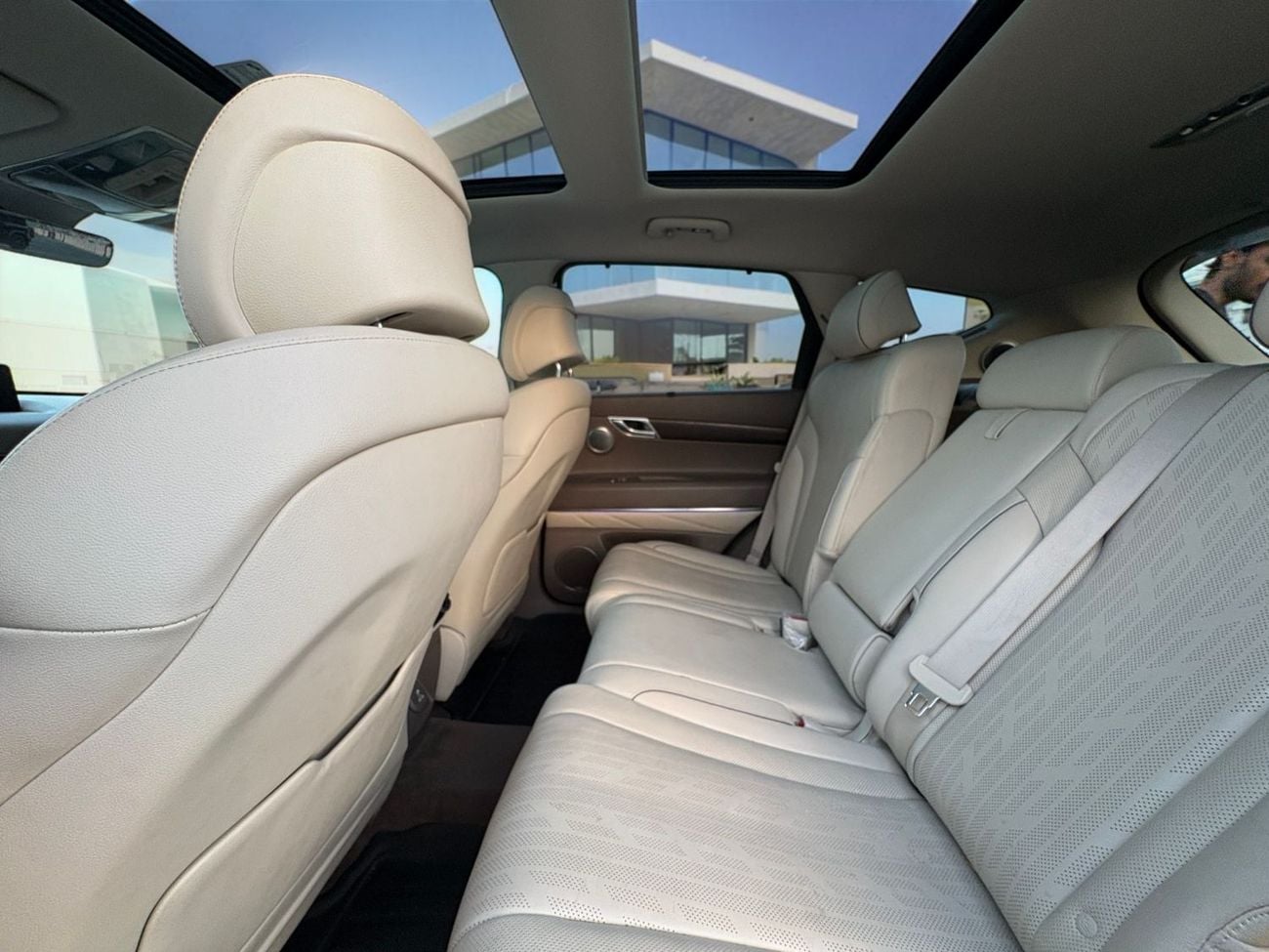 Genesis GV80 Prestige 2.5L RWD AED 1,590 P.M | 0% DOWN PAYMENT | GENESIS GV80 BASE | 2.5T I4 RWD | 2021