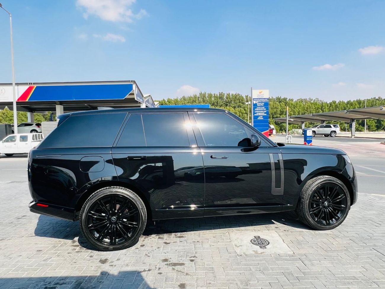 Land Rover Range Rover SE P530 4.4L