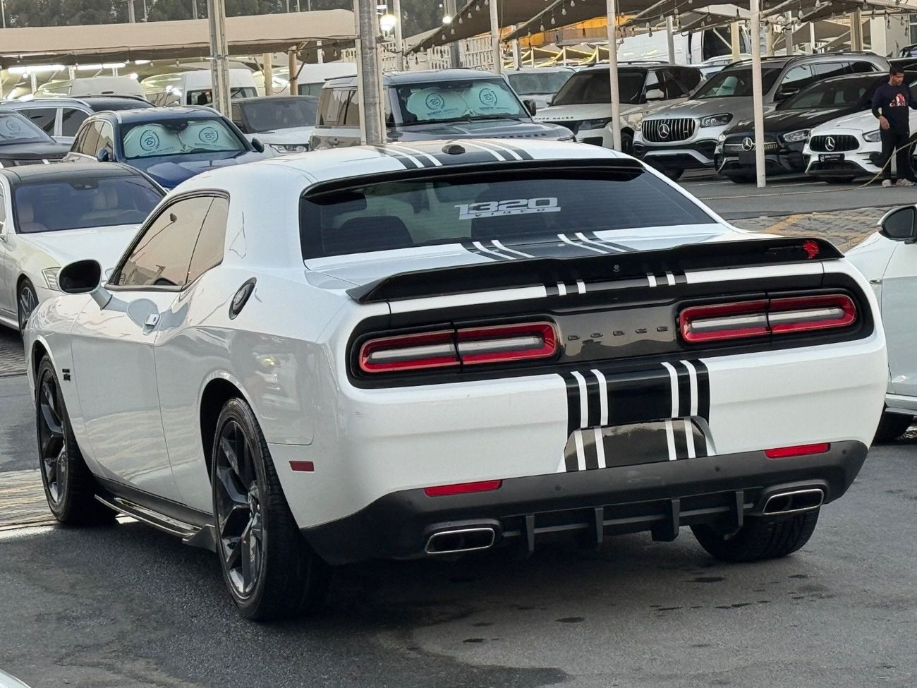 Dodge Challenger SXT Plus 3.6L