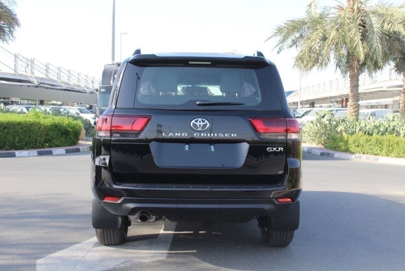 تويوتا لاند كروزر تويوتا باند كروزر GXR 4.0 بترول 2023
