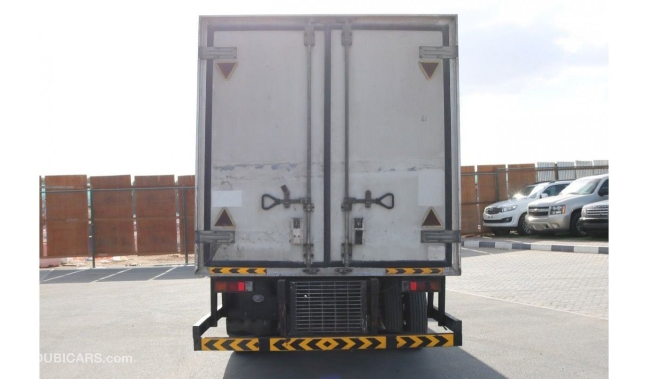 ميتسوبيشي كانتر PRICE REDUCED 2017 | T600 CANTER FREEZER THERMOKING WITH EXCELLENT CONDITION AND GCC SPECS